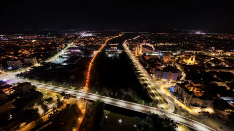 A Decebal hídon szombat délutántól visszaáll a megszokott forgalmi rend